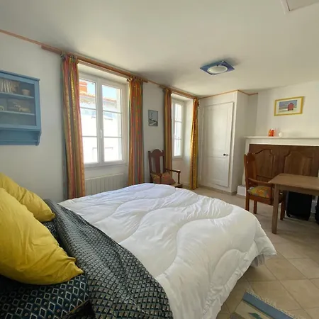 L'espiotte, Maison Familiale Au Phare De Chassiron Saint-Denis-dʼOléron